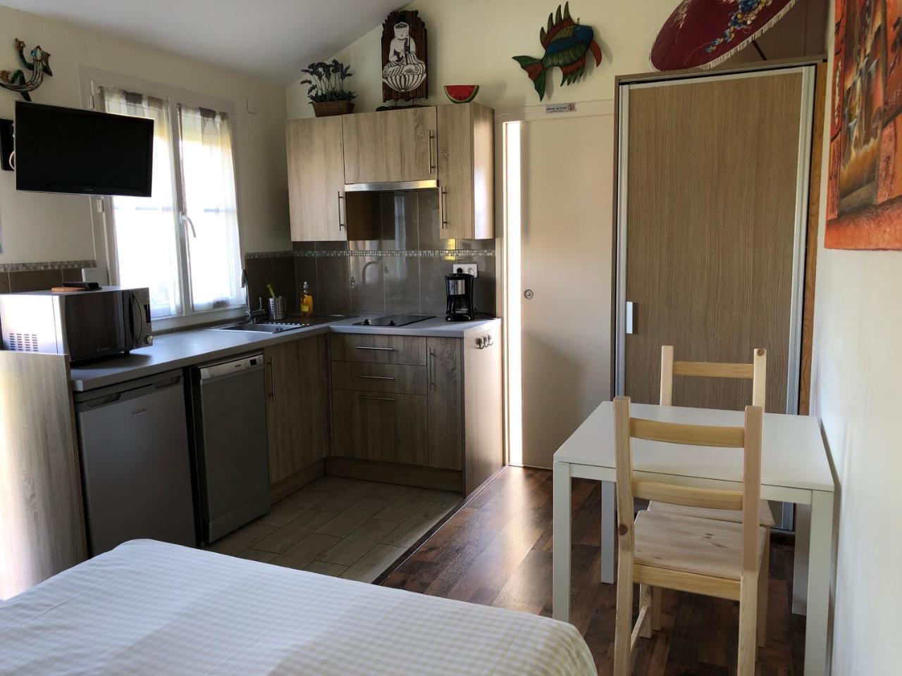 Les Cottages De Magny Exterior photo